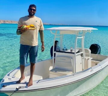 Private boat trips in Hurghada for families